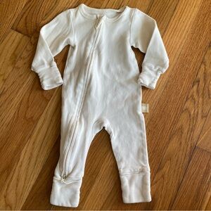 Off White Zipper Pajamas 0-3m